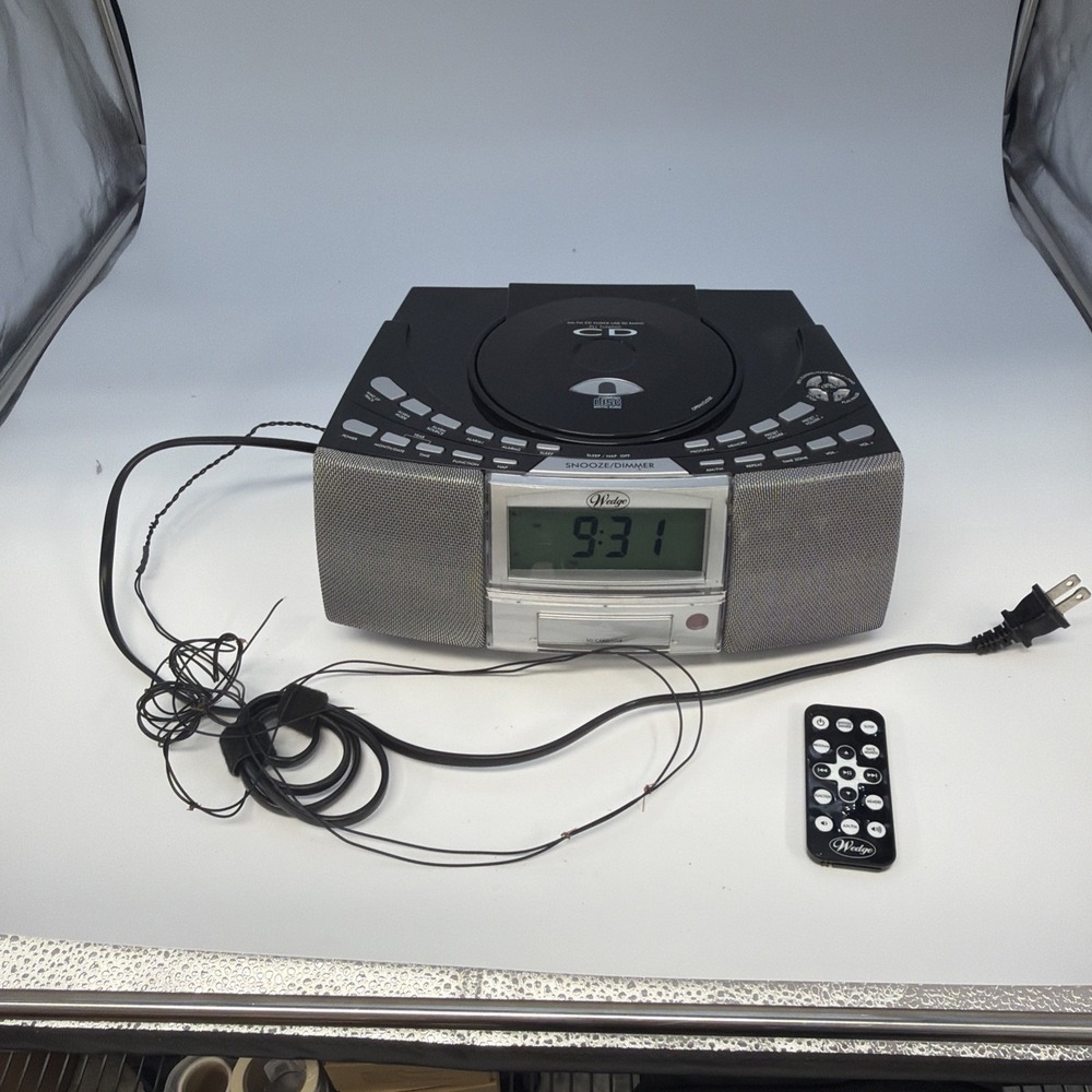 Wedge A4116 CD Player USB SD AM/FM Alarm Clock Radio Tested w/ Remote & AM ant.